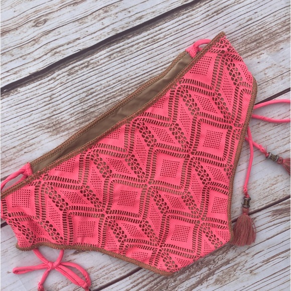 SOLD * NWT Becca Bikini Set | Size Small Top & Medium Bottoms - Picture 6 of 6